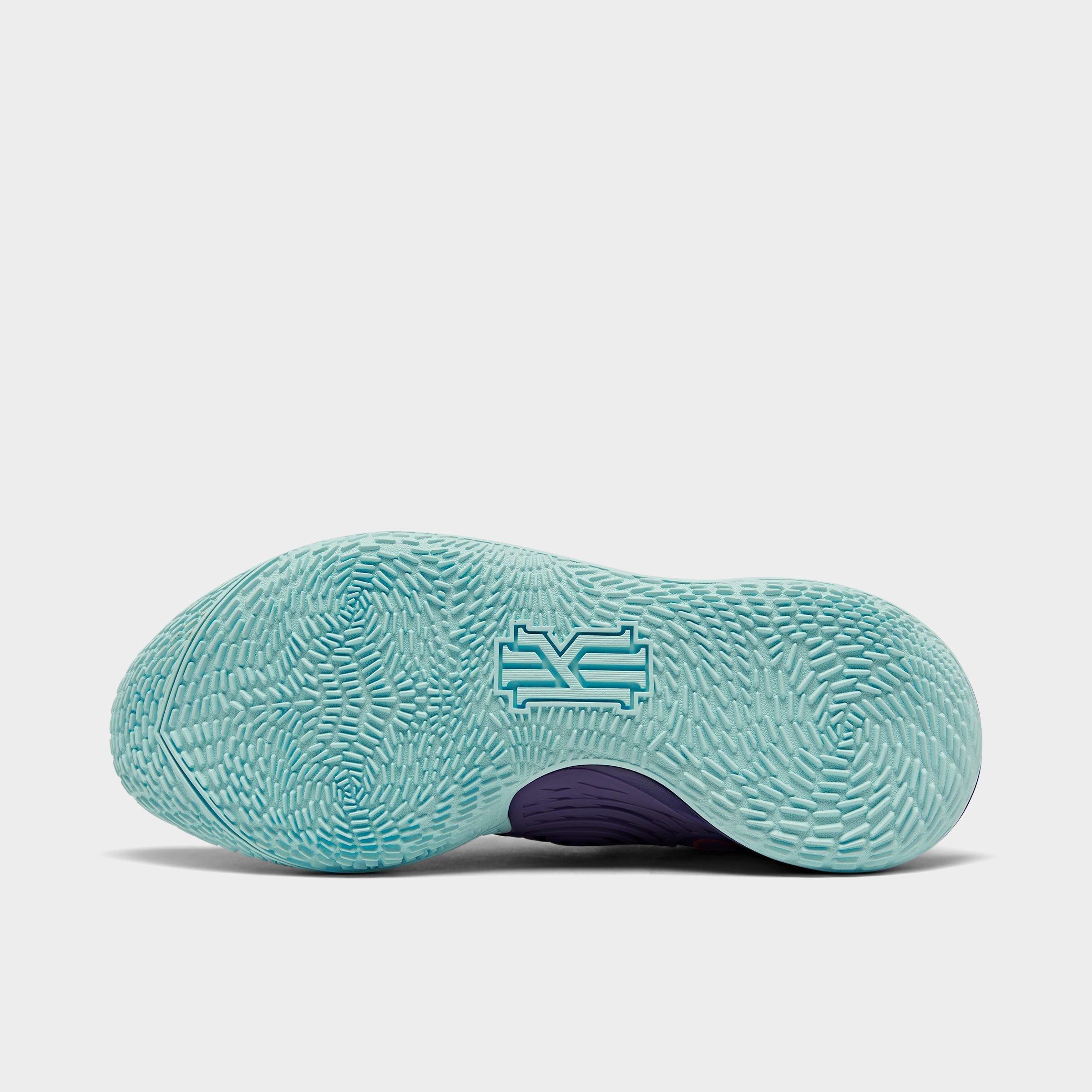 kyrie 3 basketball shoes
