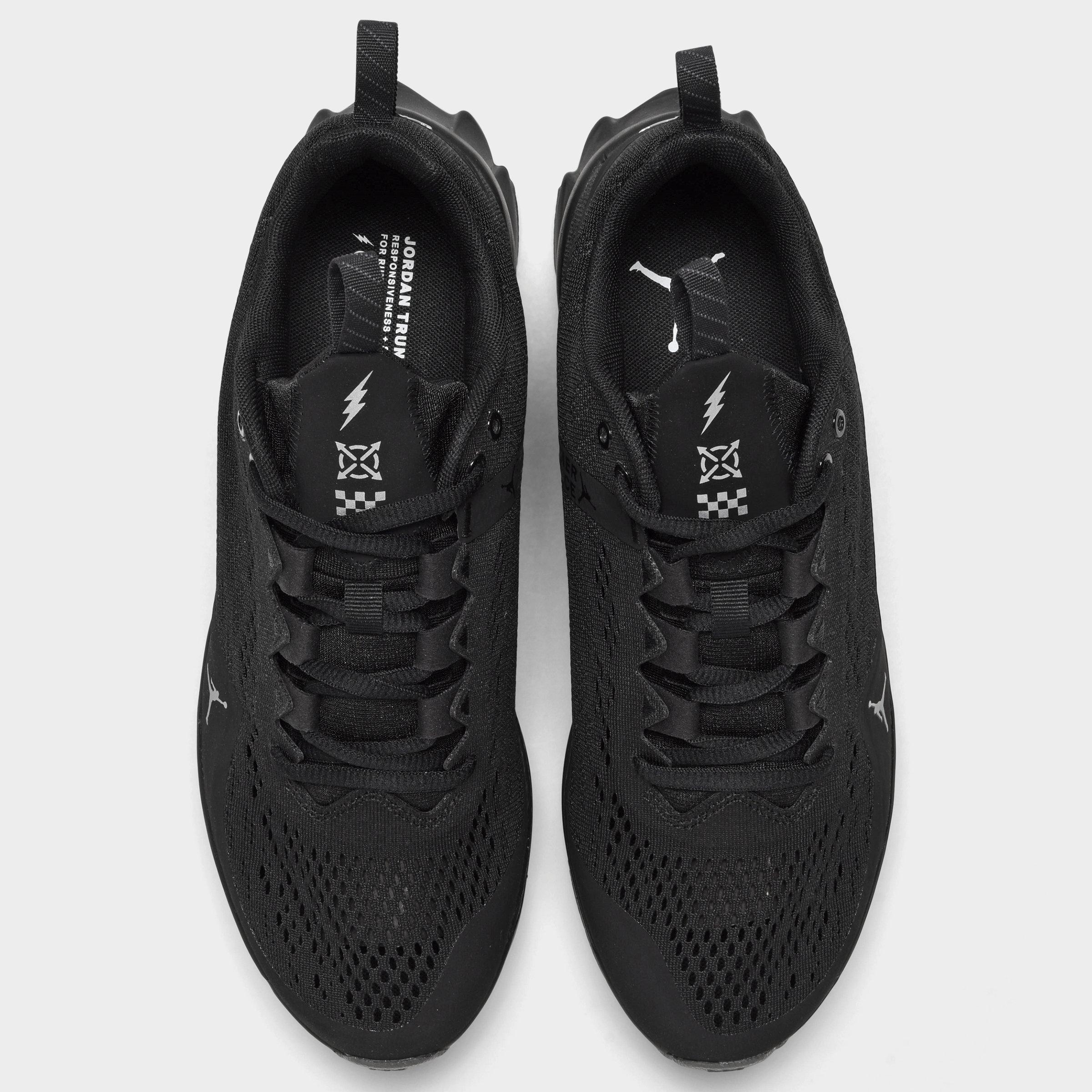 men's jordan zoom trunner advance training shoes