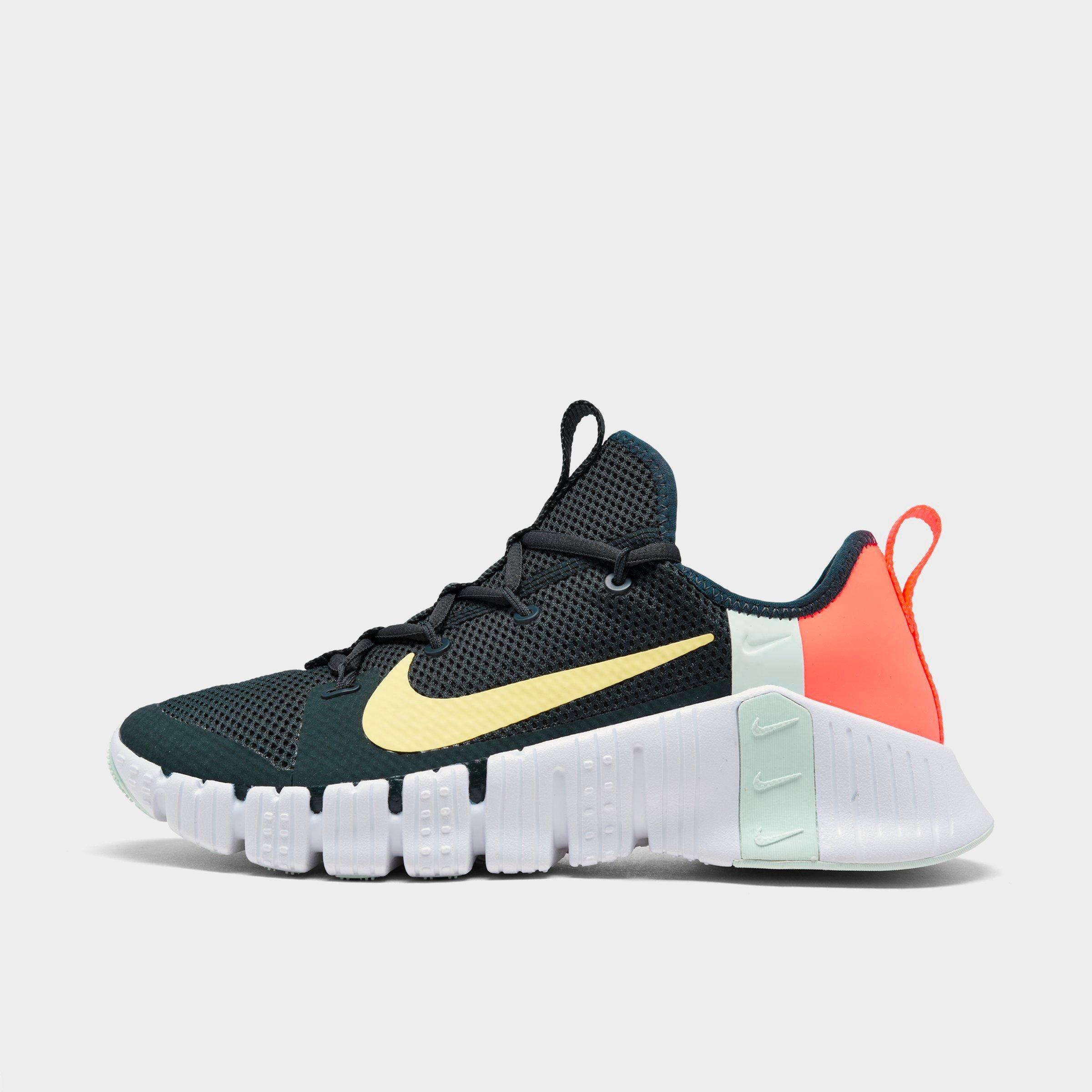 women's nike metcon free