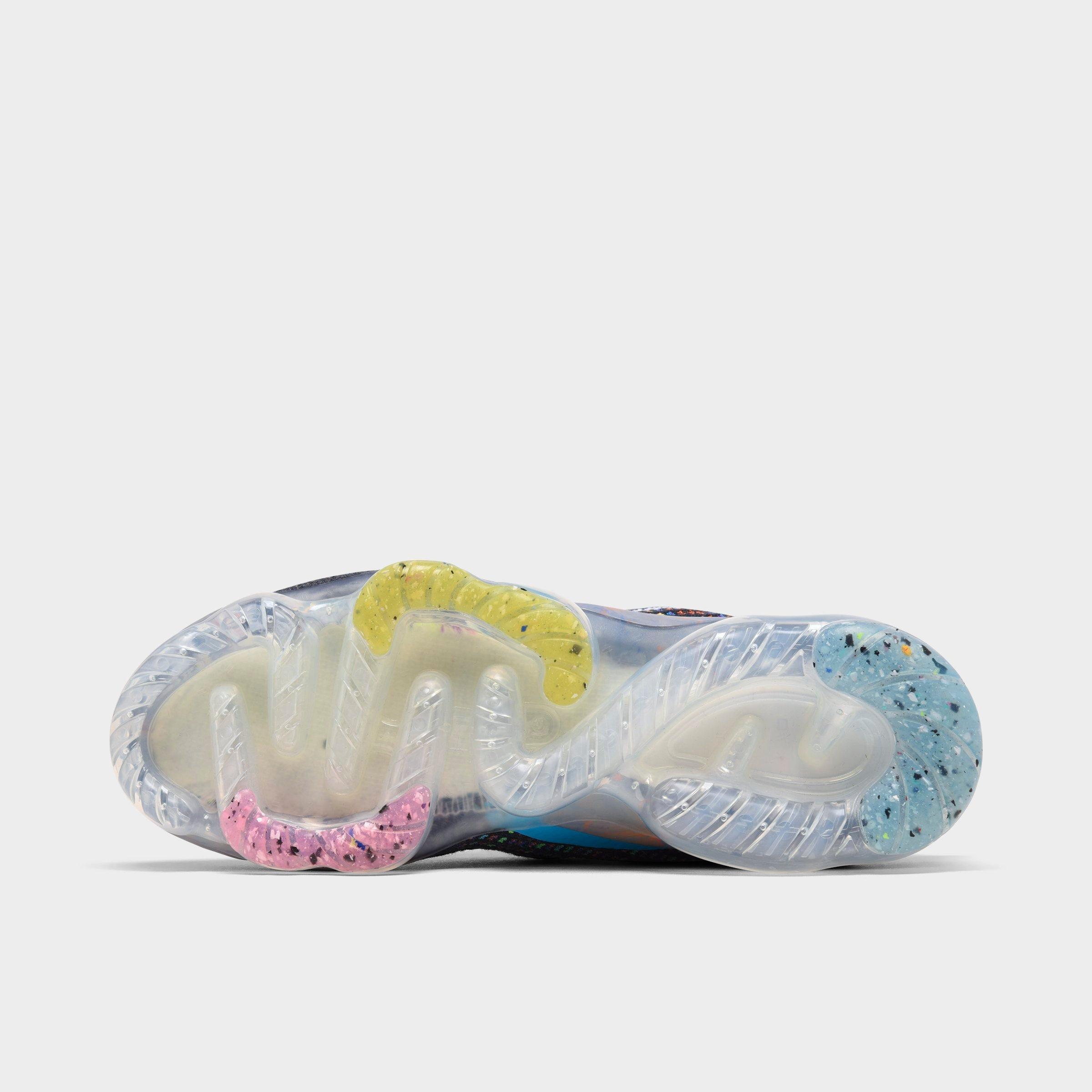 white multicolor vapormax