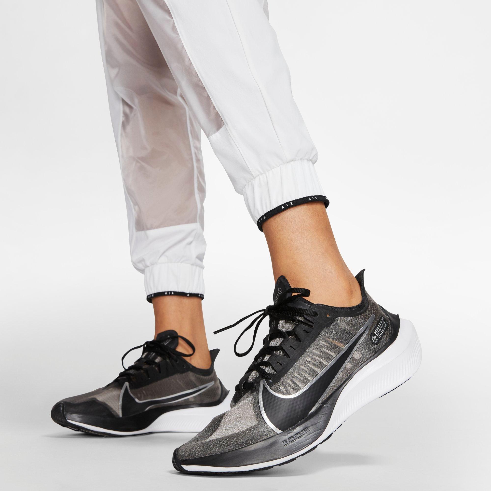 women's nike running joggers