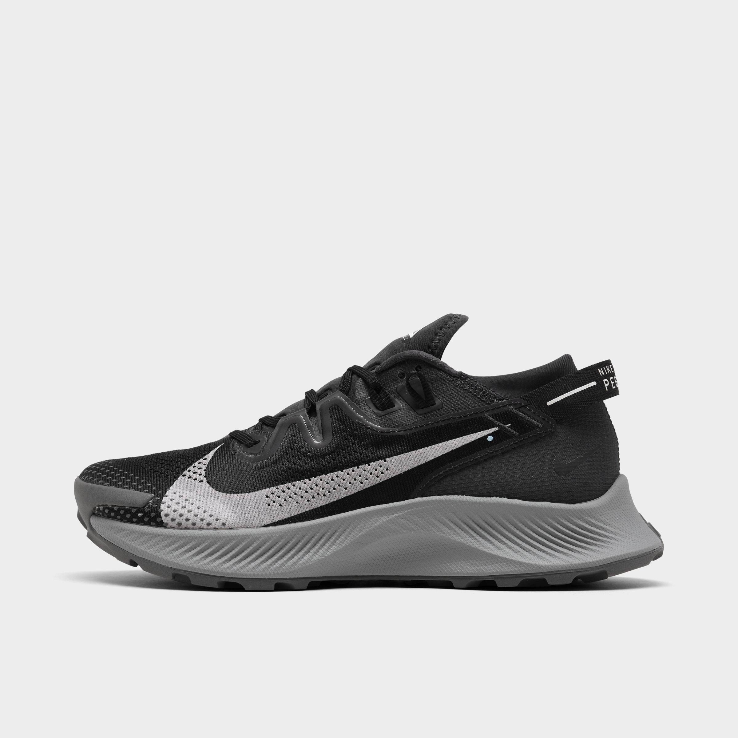 black nike trail running shoes