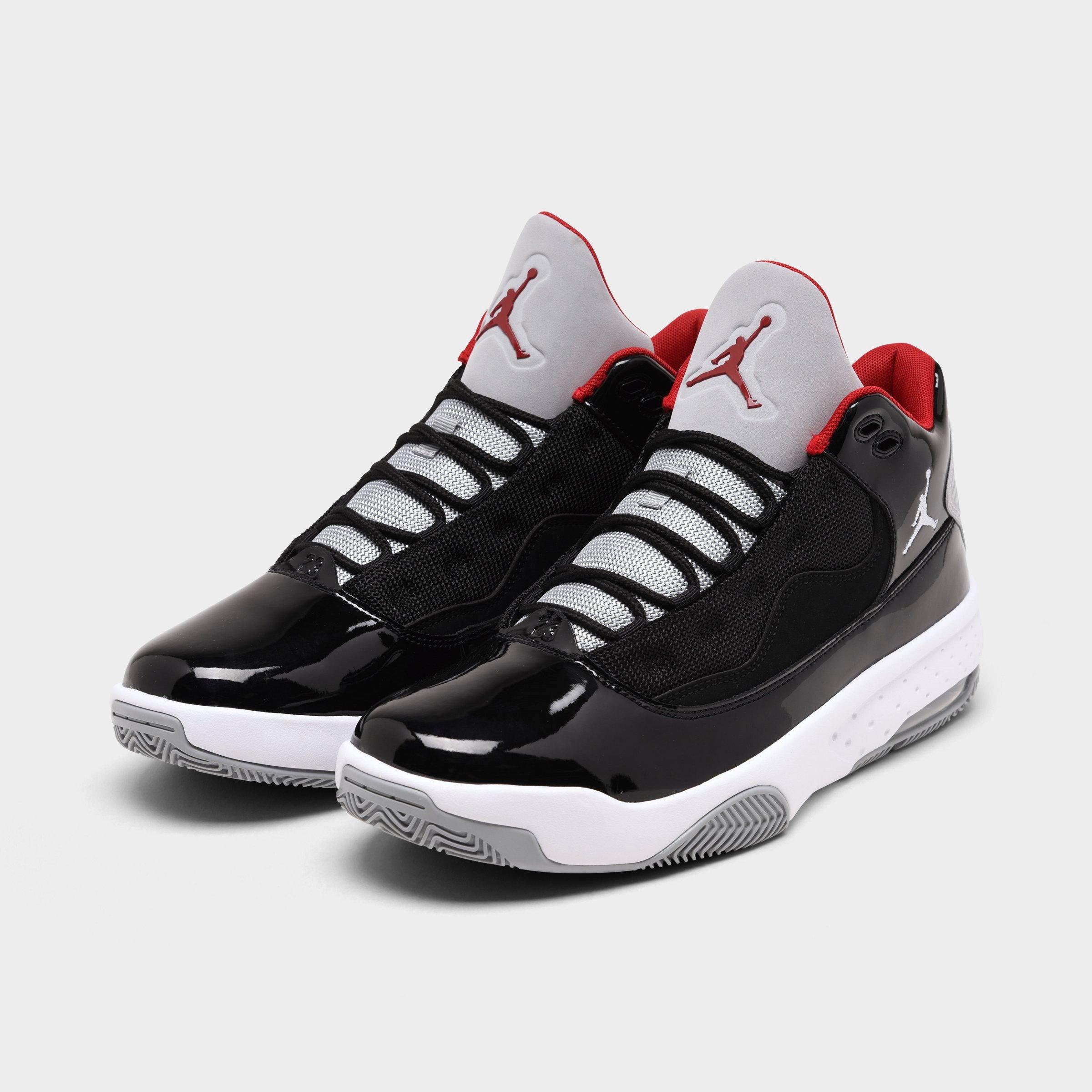 jordan max aura 2 black and white