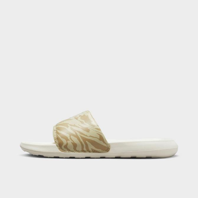 Womens nike 2024 slide on sandals