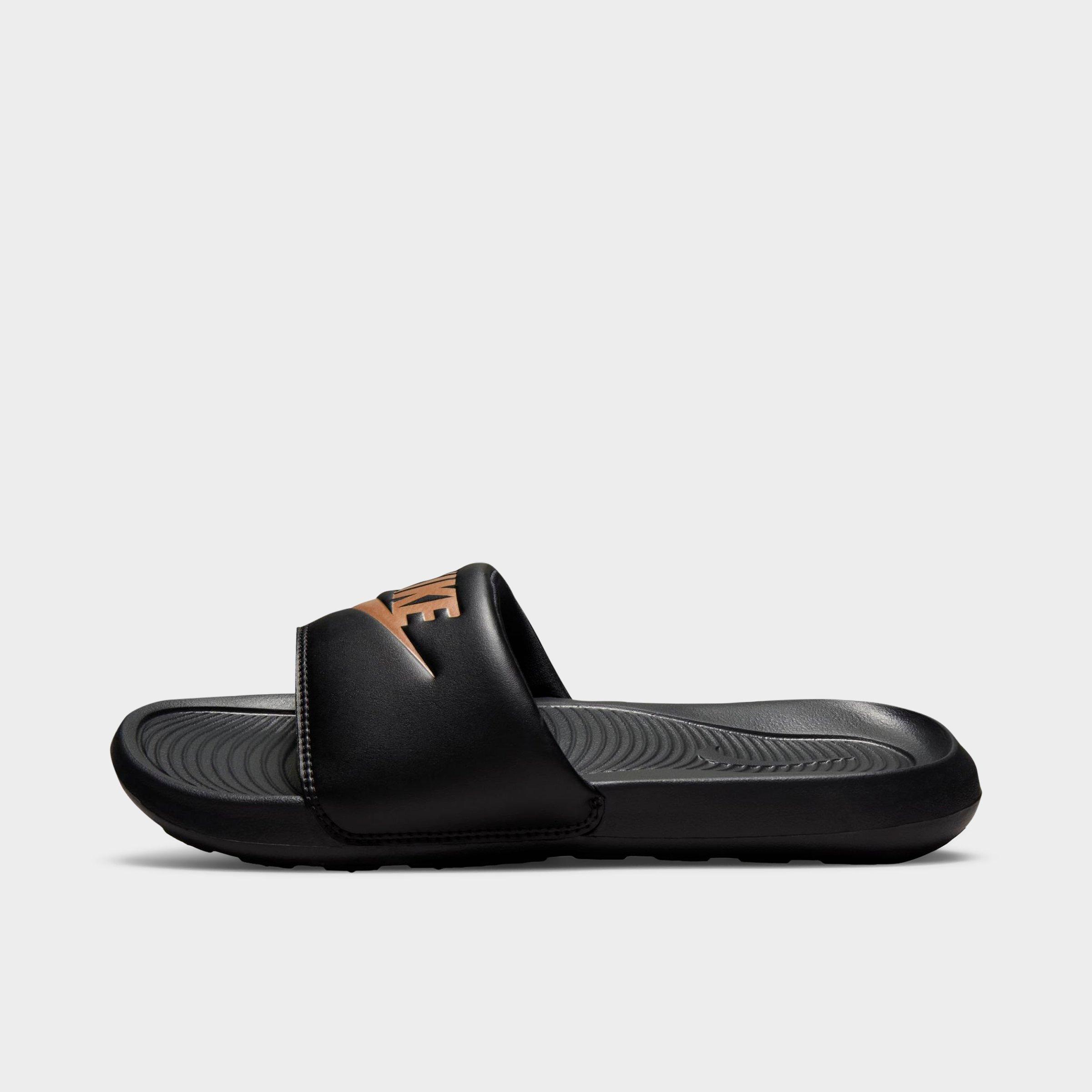 jd sports nike flip flops