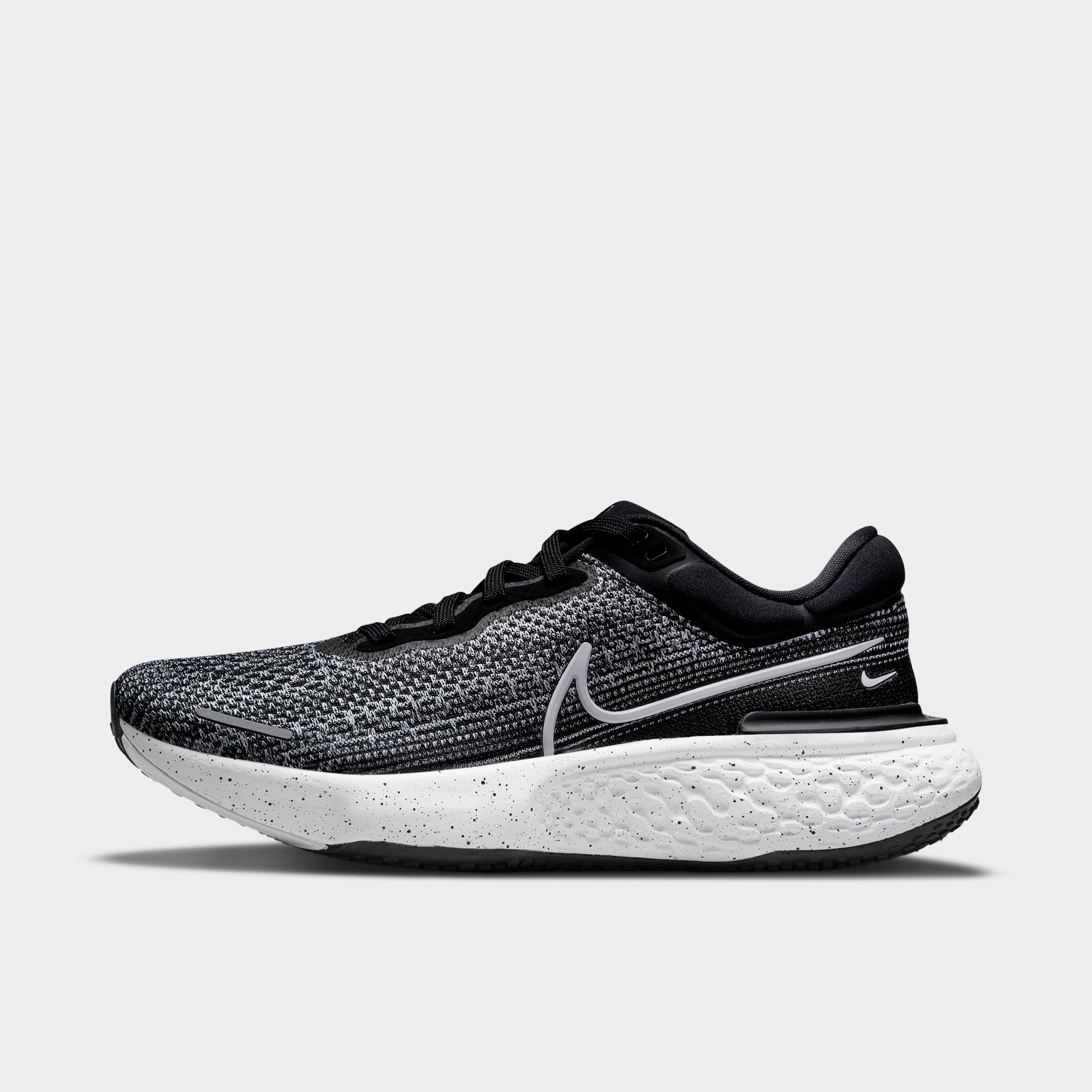 flyknit sports shoes