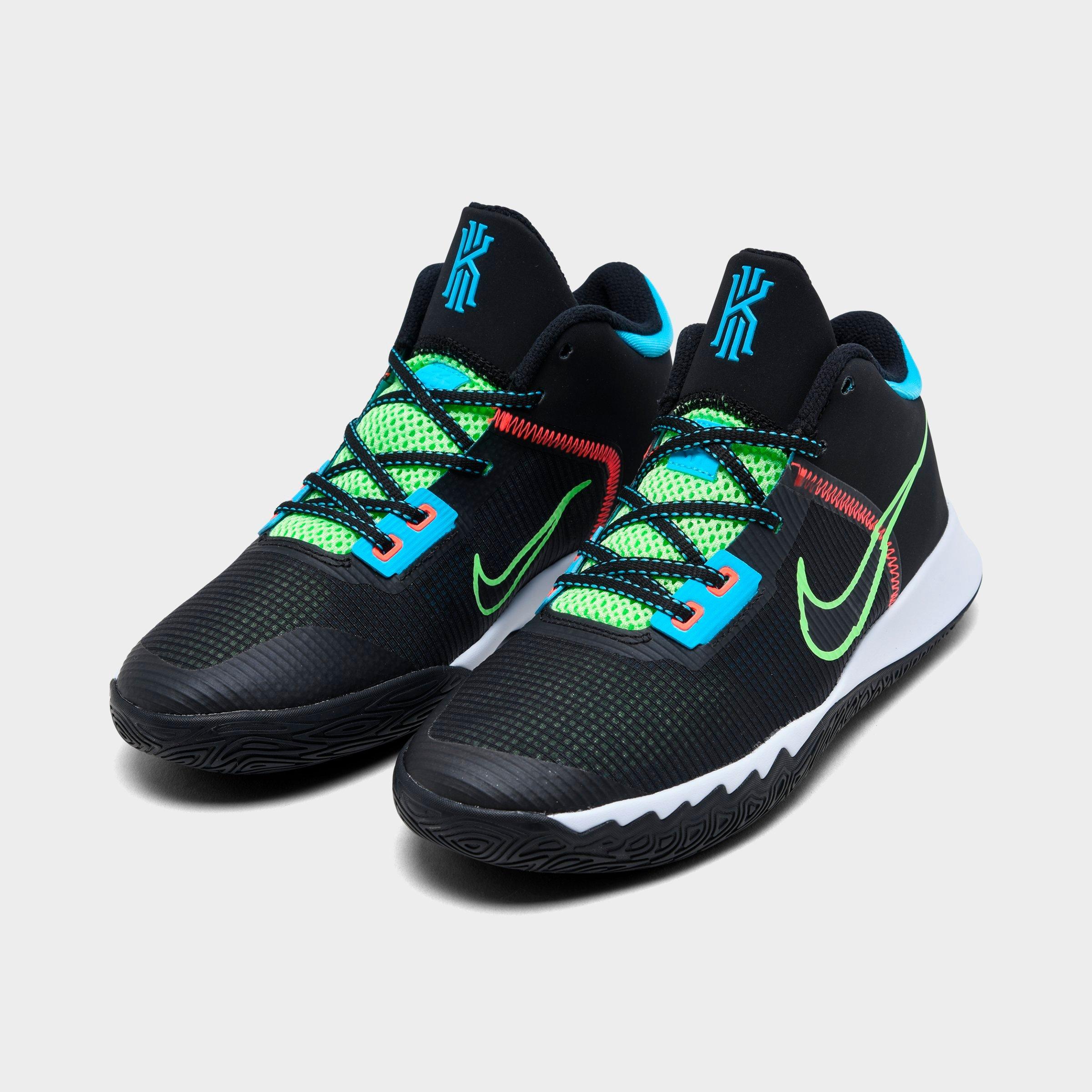 kyrie flytrap size 4