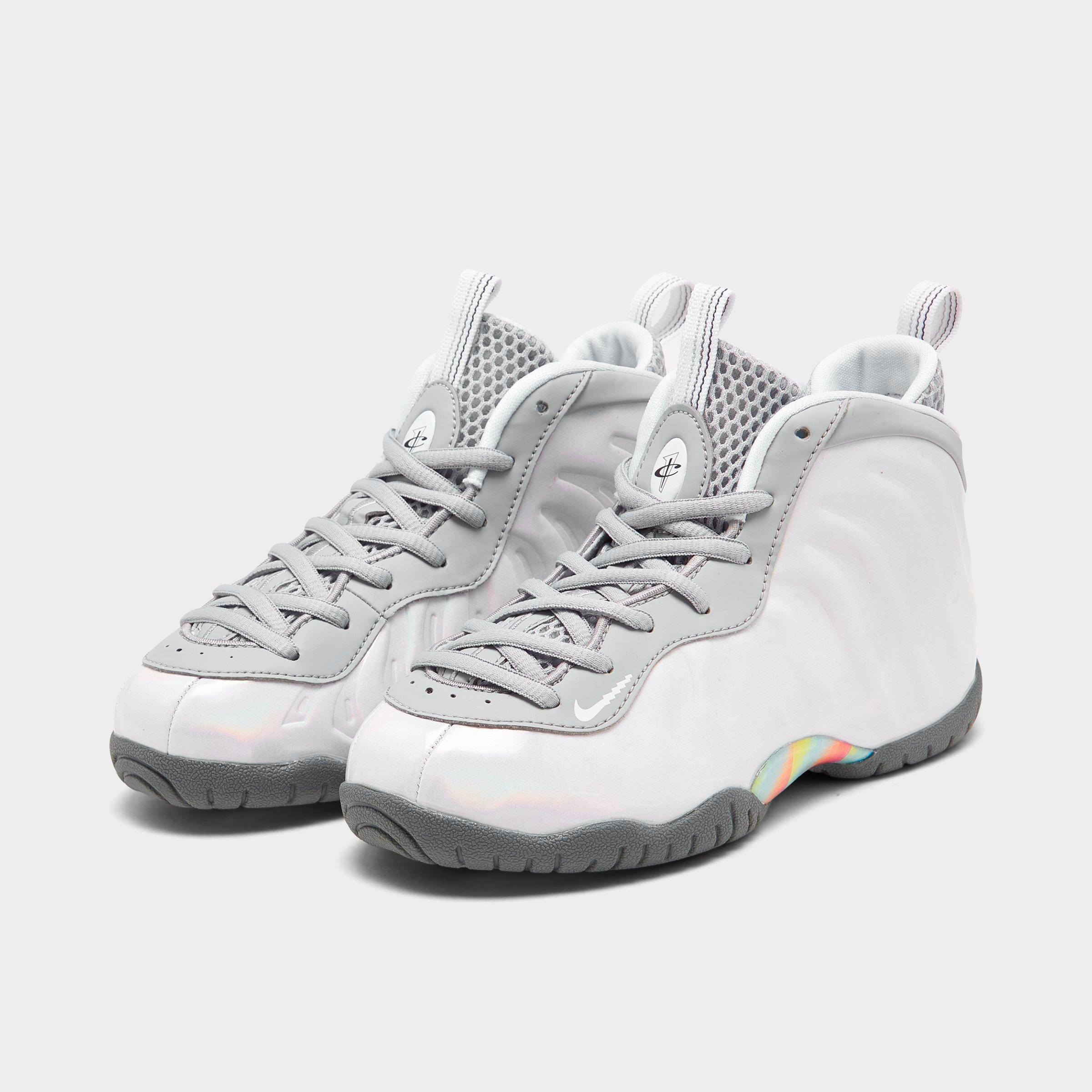 nike little posite one black and white