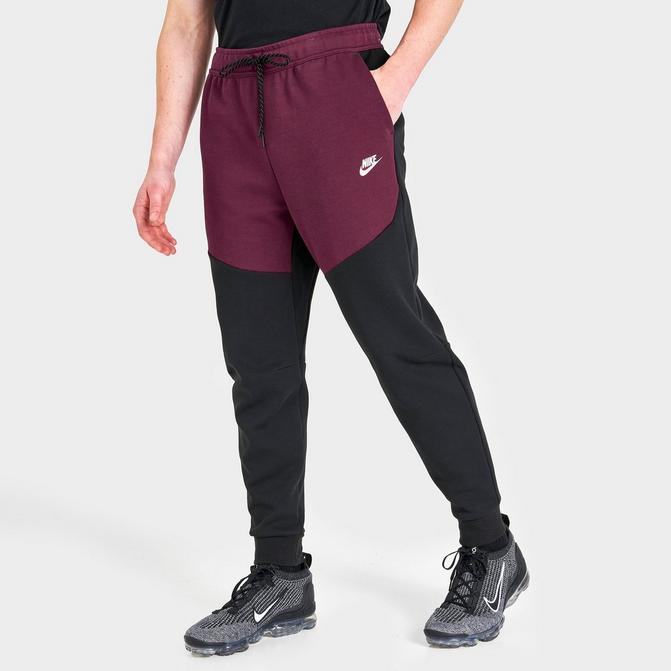 Nike Tech Fleece Taped Jogger Pants| JD