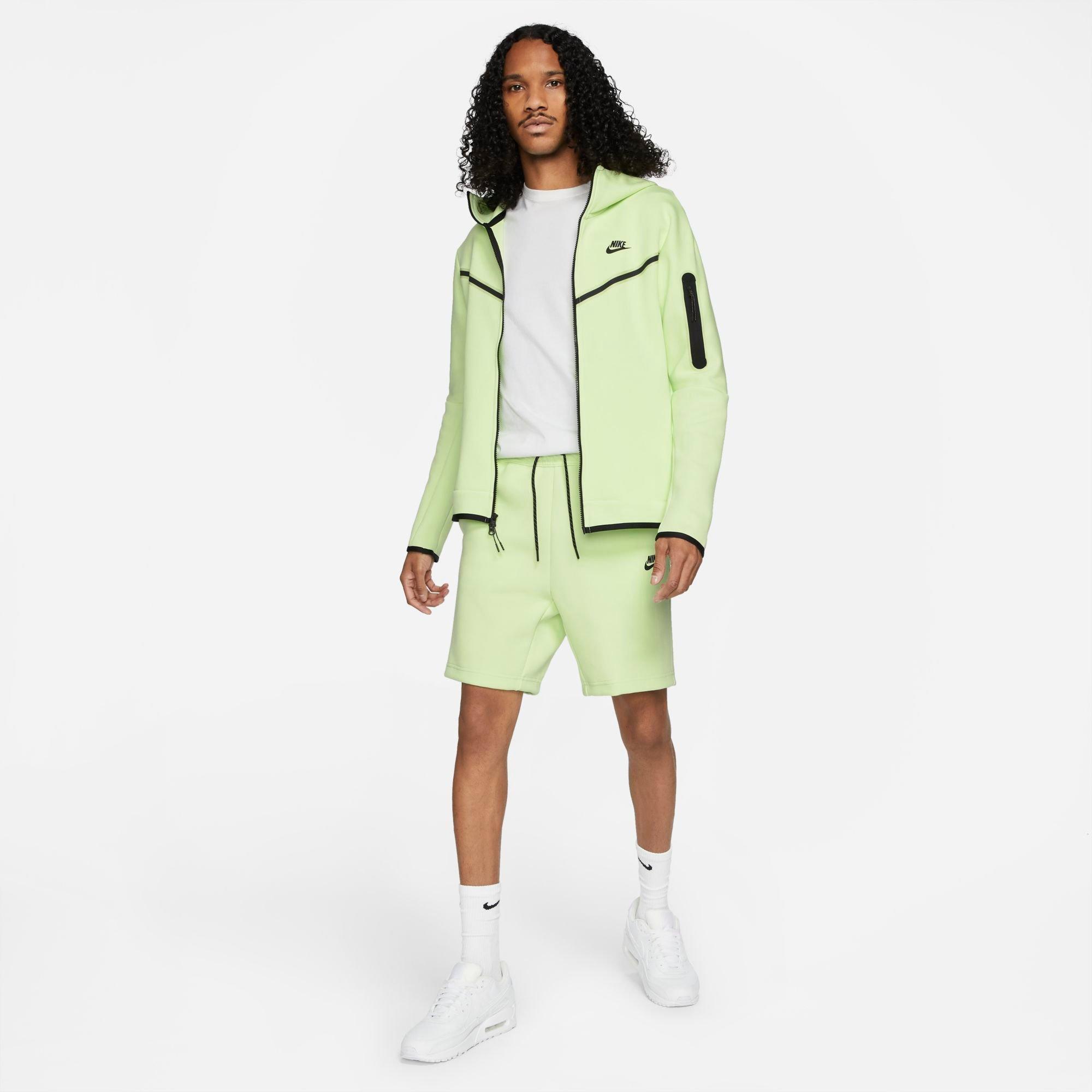 mens nike tech fleece shorts
