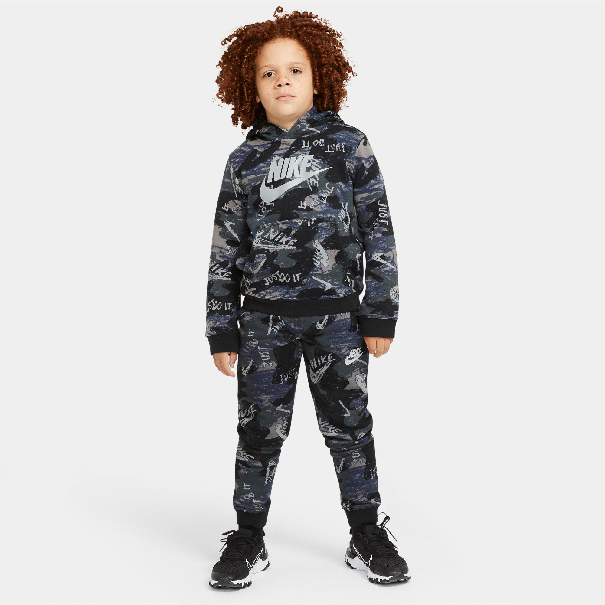 boys nike camo hoodie