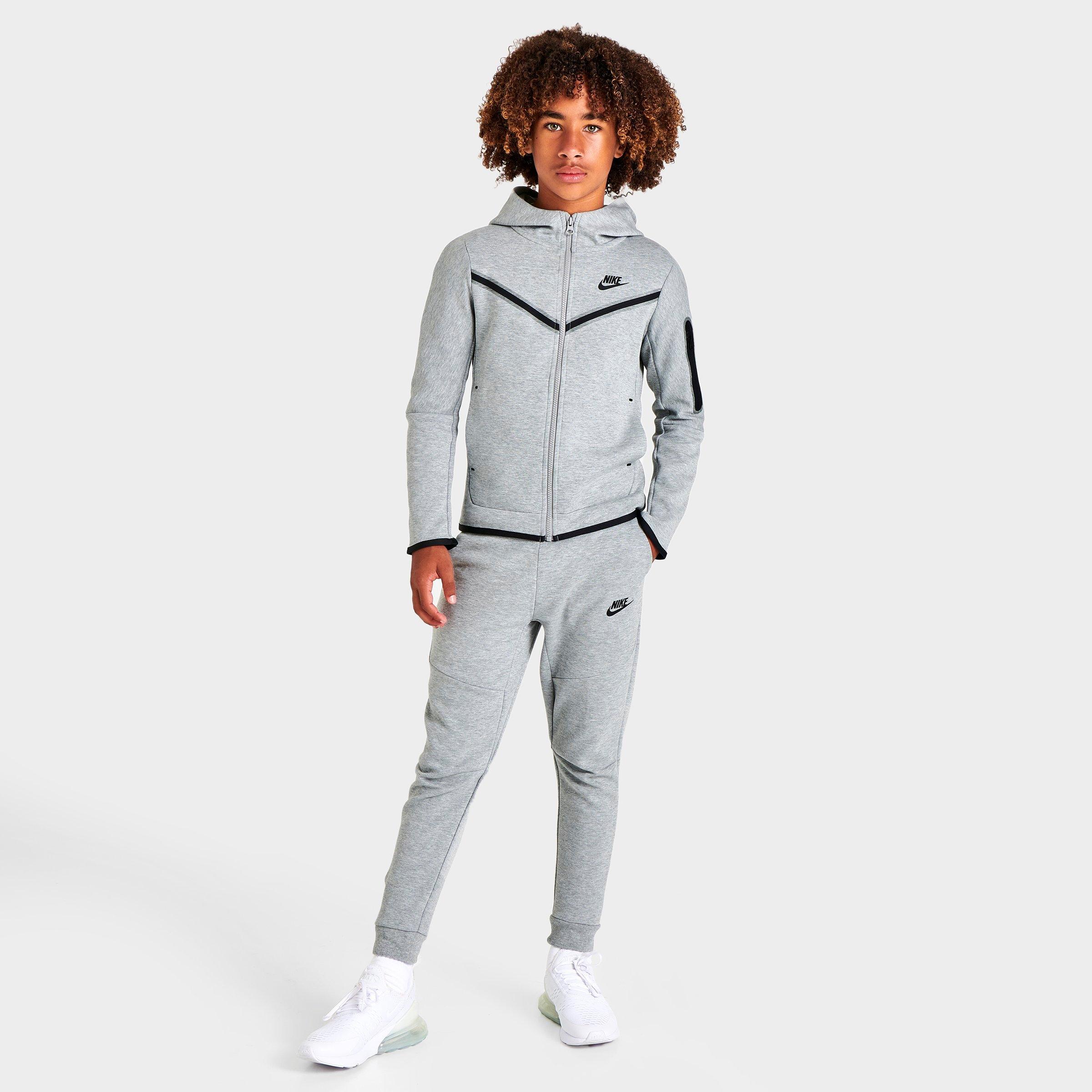 nike boys fleece joggers