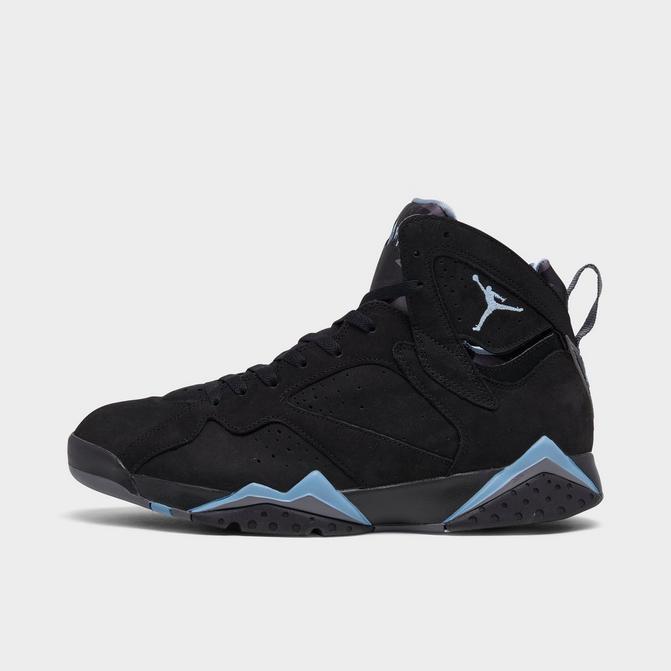 Black jordan on sale basketball shoes