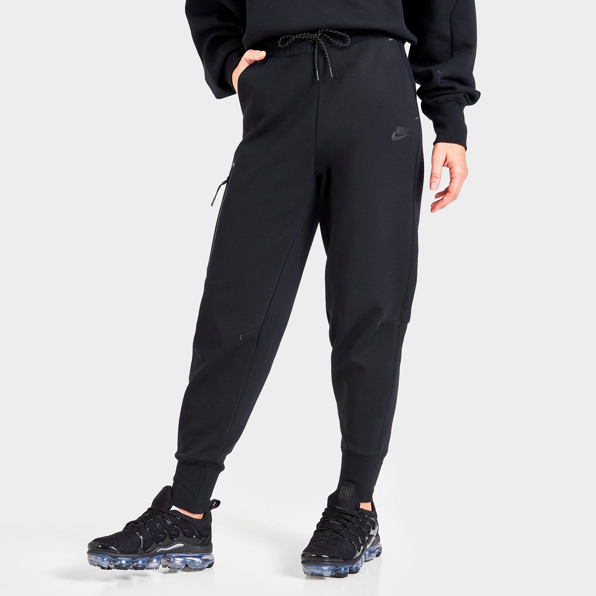 nike fleece joggers womens