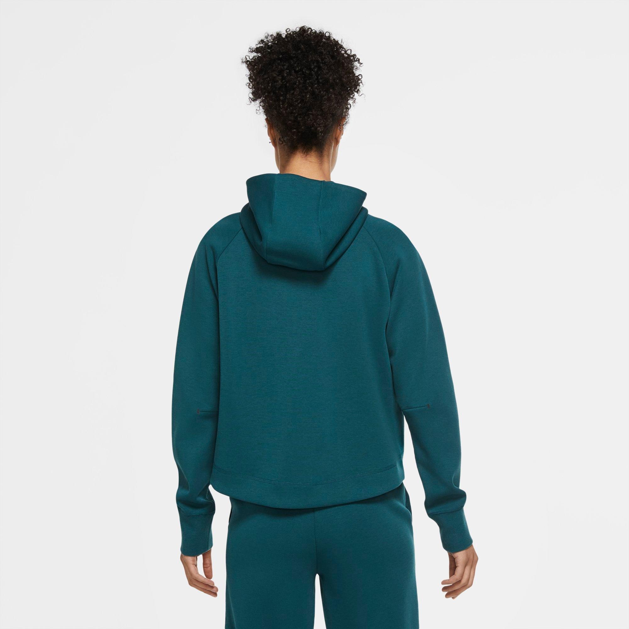 nike hoodie windrunner
