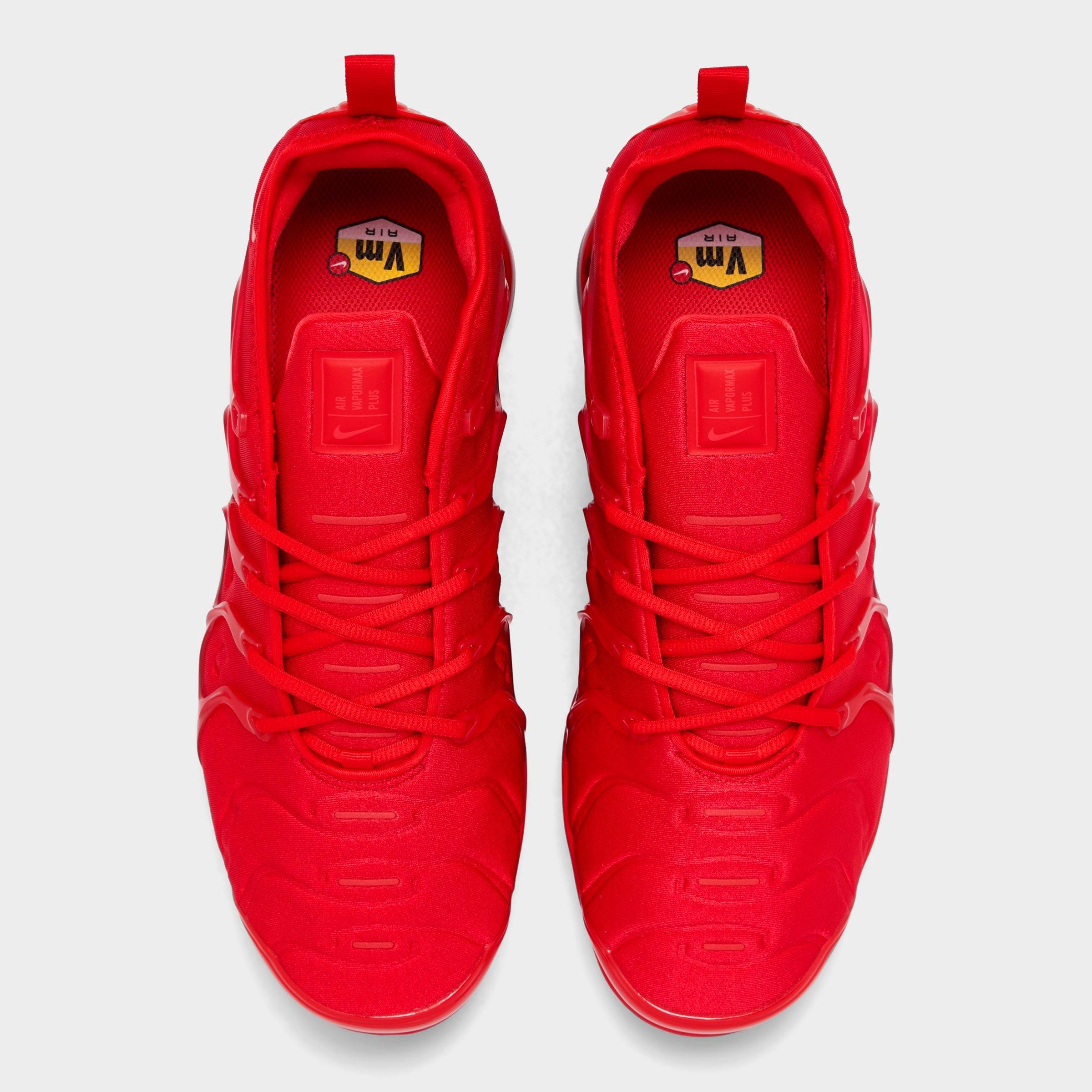 men's nike air vapormax plus running shoes red