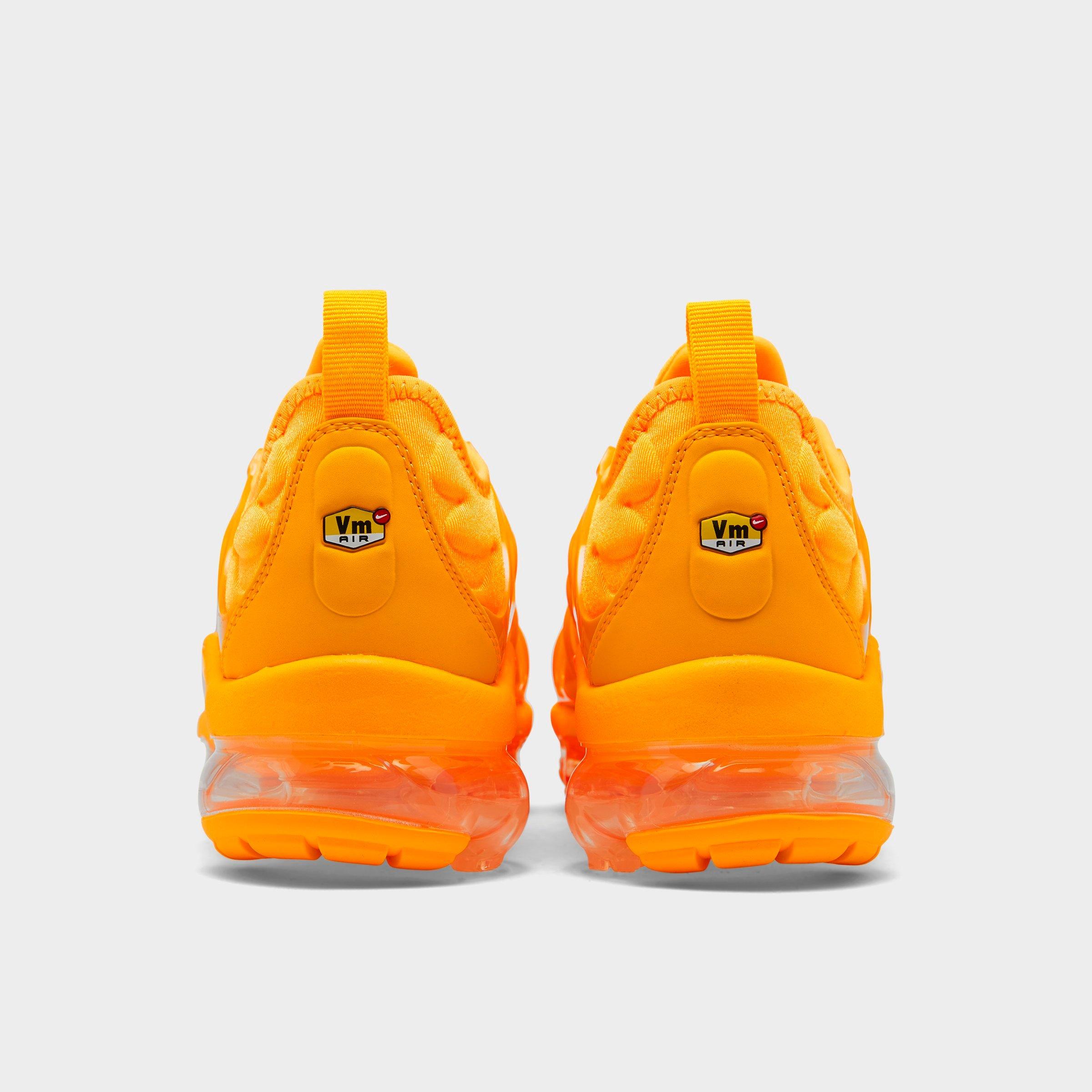 vapormax plus women's orange