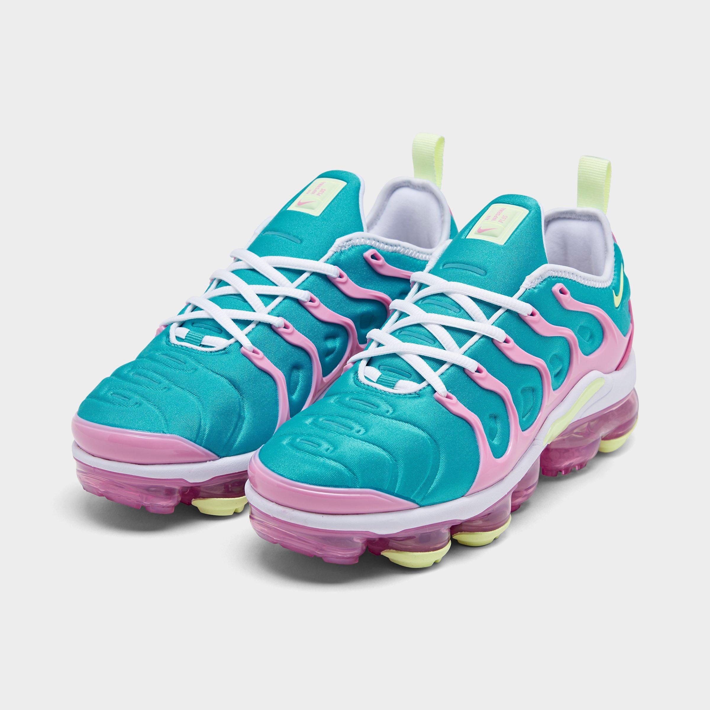nike air vapormax plus womens running shoes