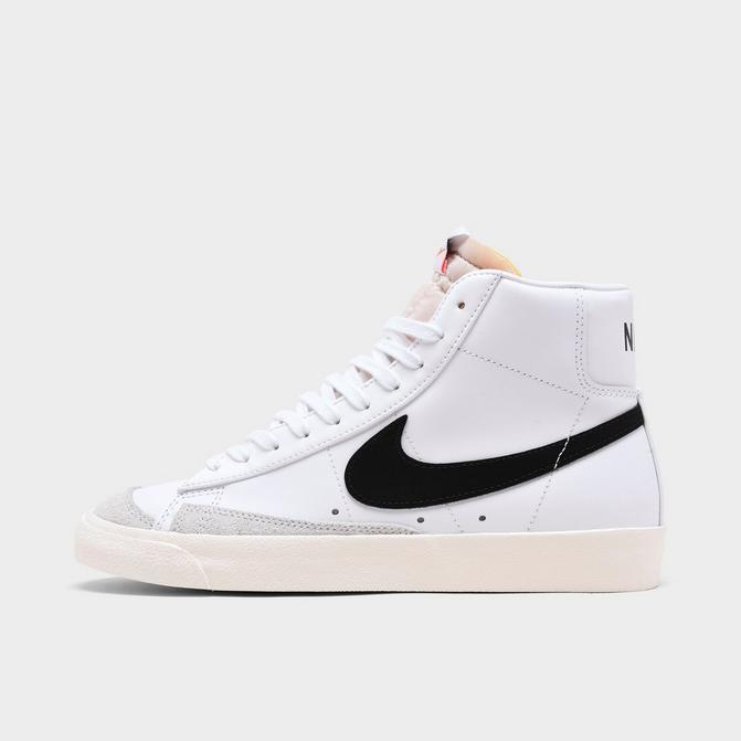 Lake Taupo livstid reparere Women's Nike Blazer Mid '77 Casual Shoes| JD Sports