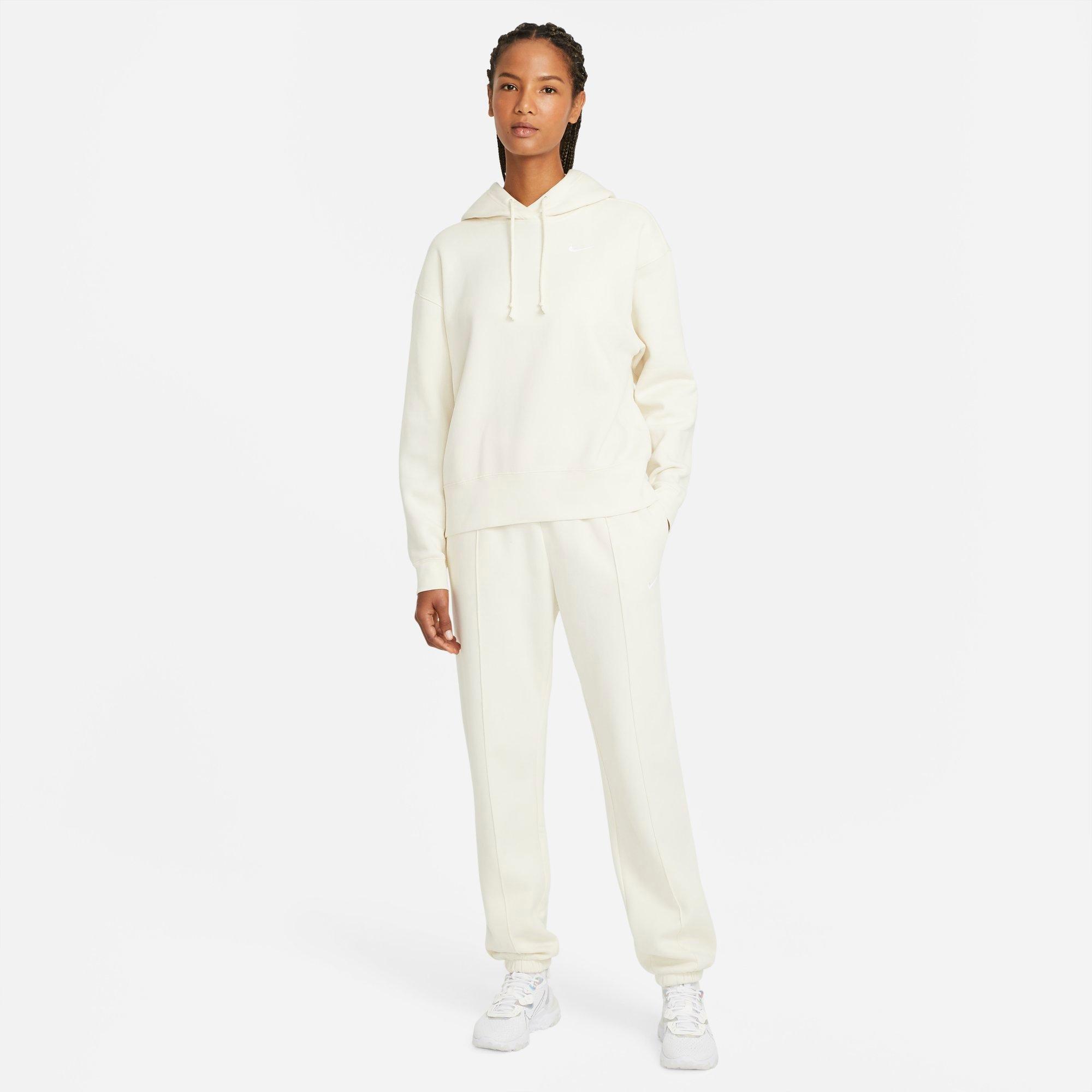 womens nike sweats