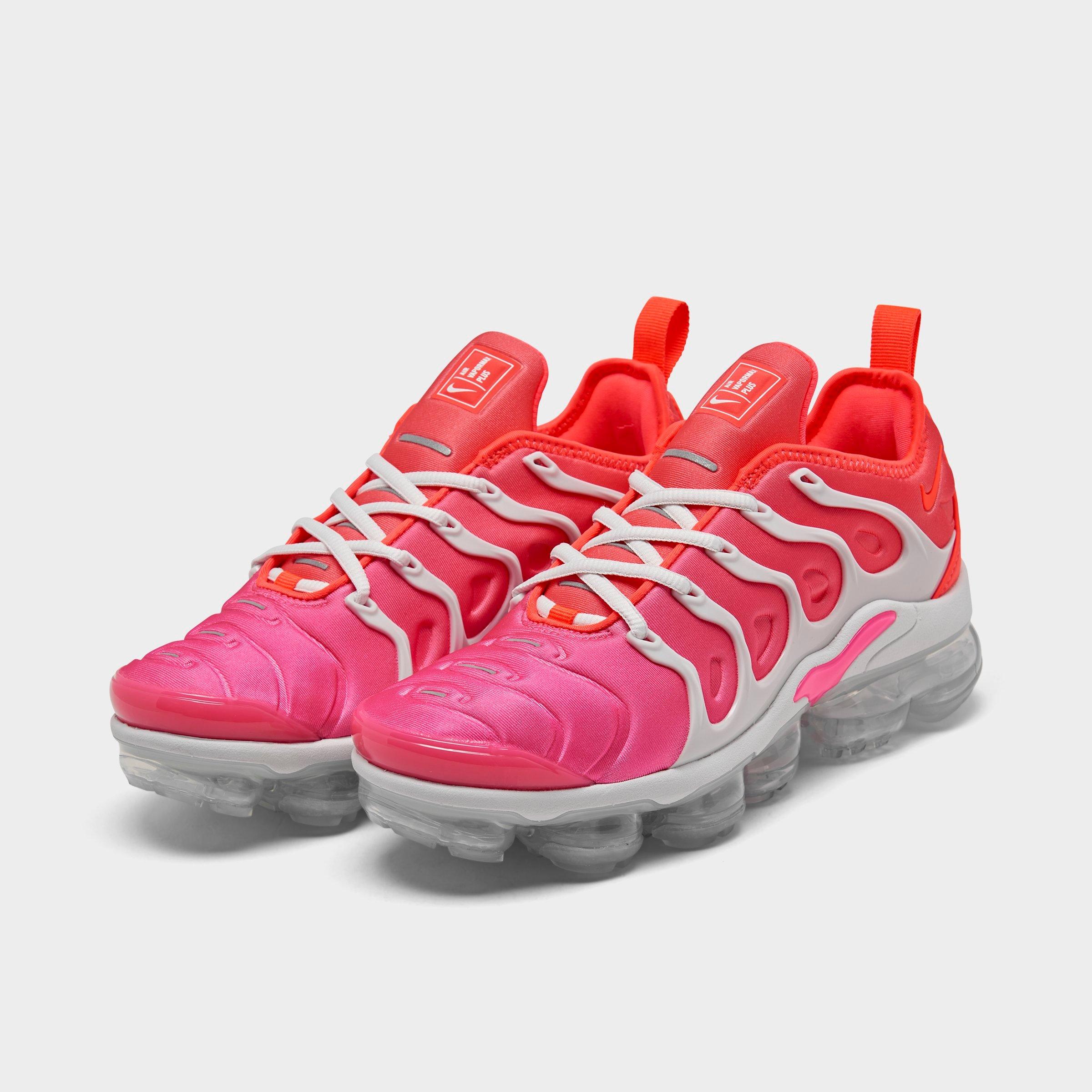 women's nike air vapormax plus se running shoes