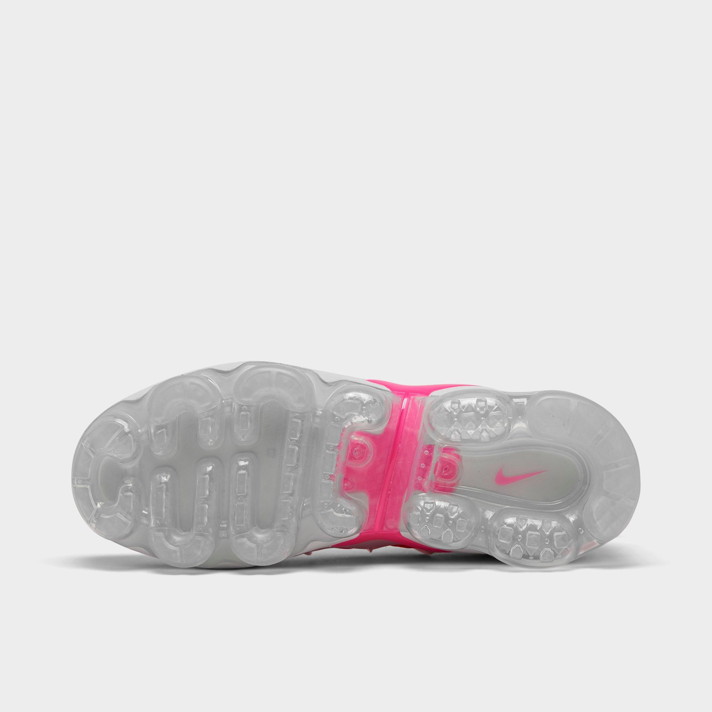 womens pink vapormax plus