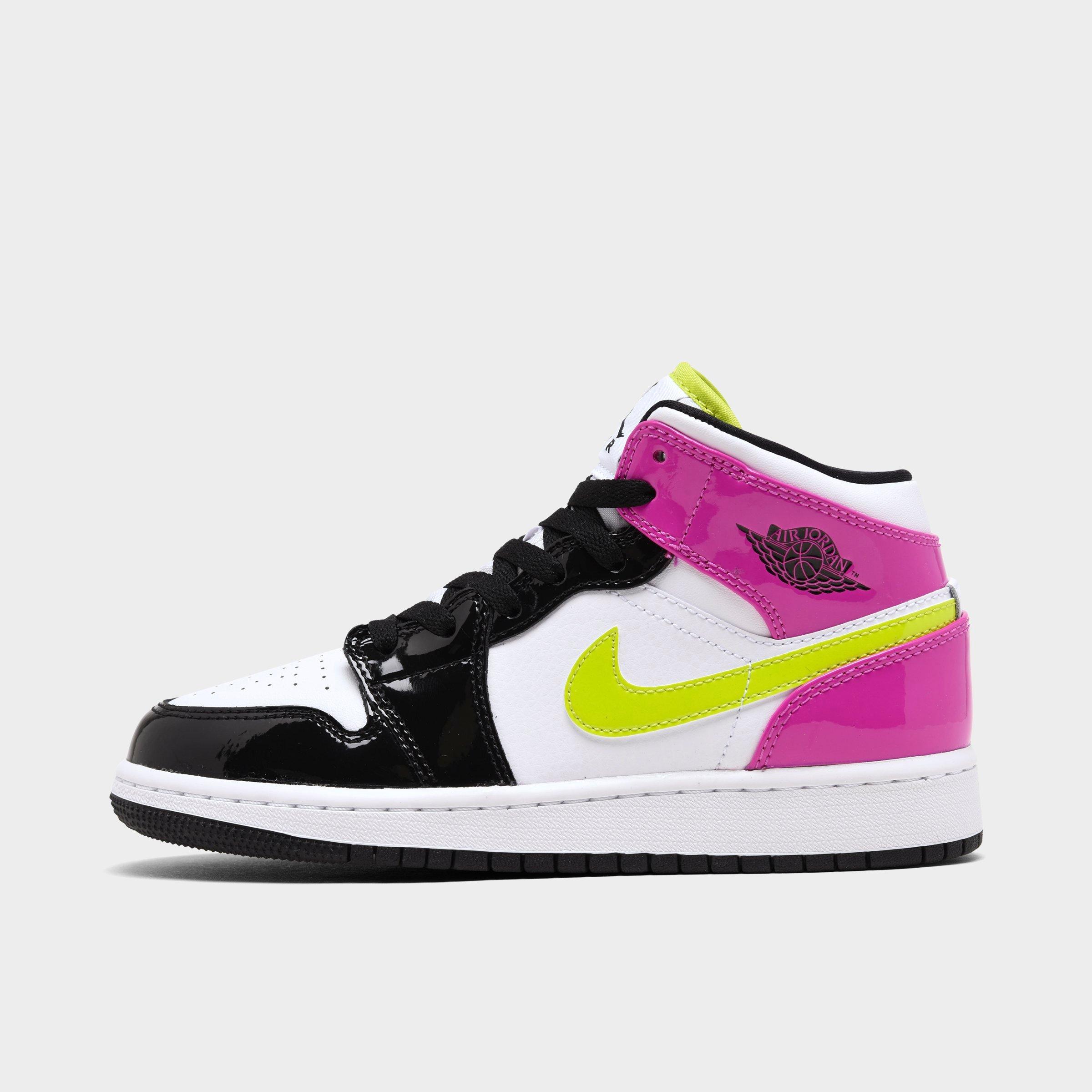 jordan retro 1 mid