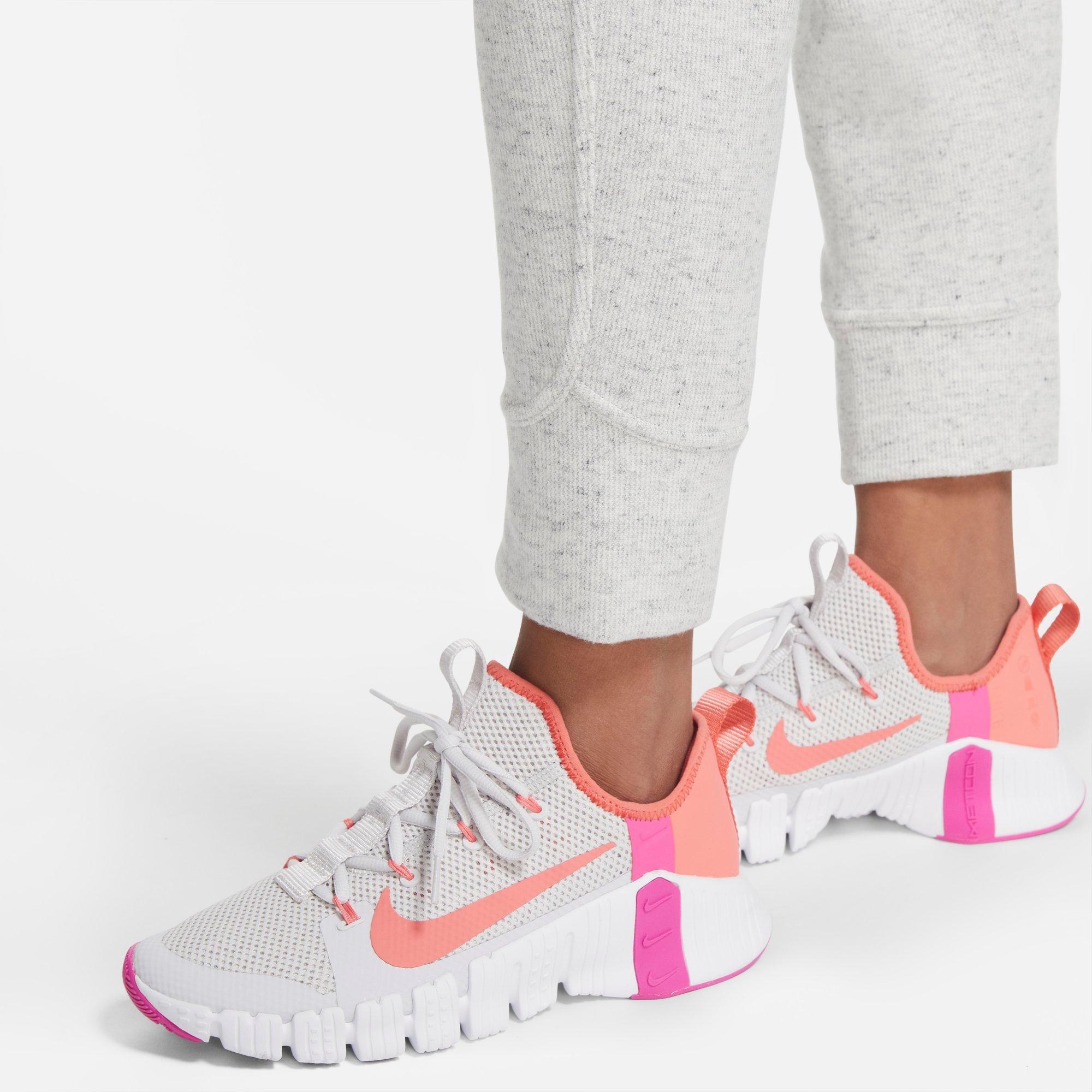 women's nike therma fleece training jogger