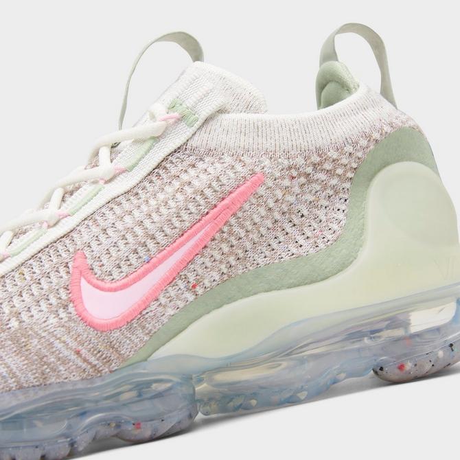 Kids store pink vapormax