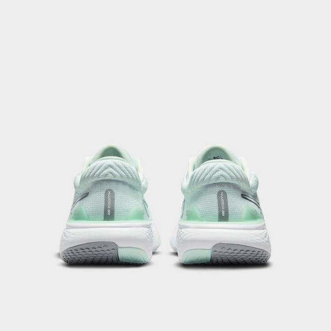 Women's epic react flyknit 2 running 2024 shoes - white/silver