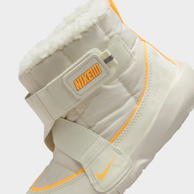 Boys nike winter store boots