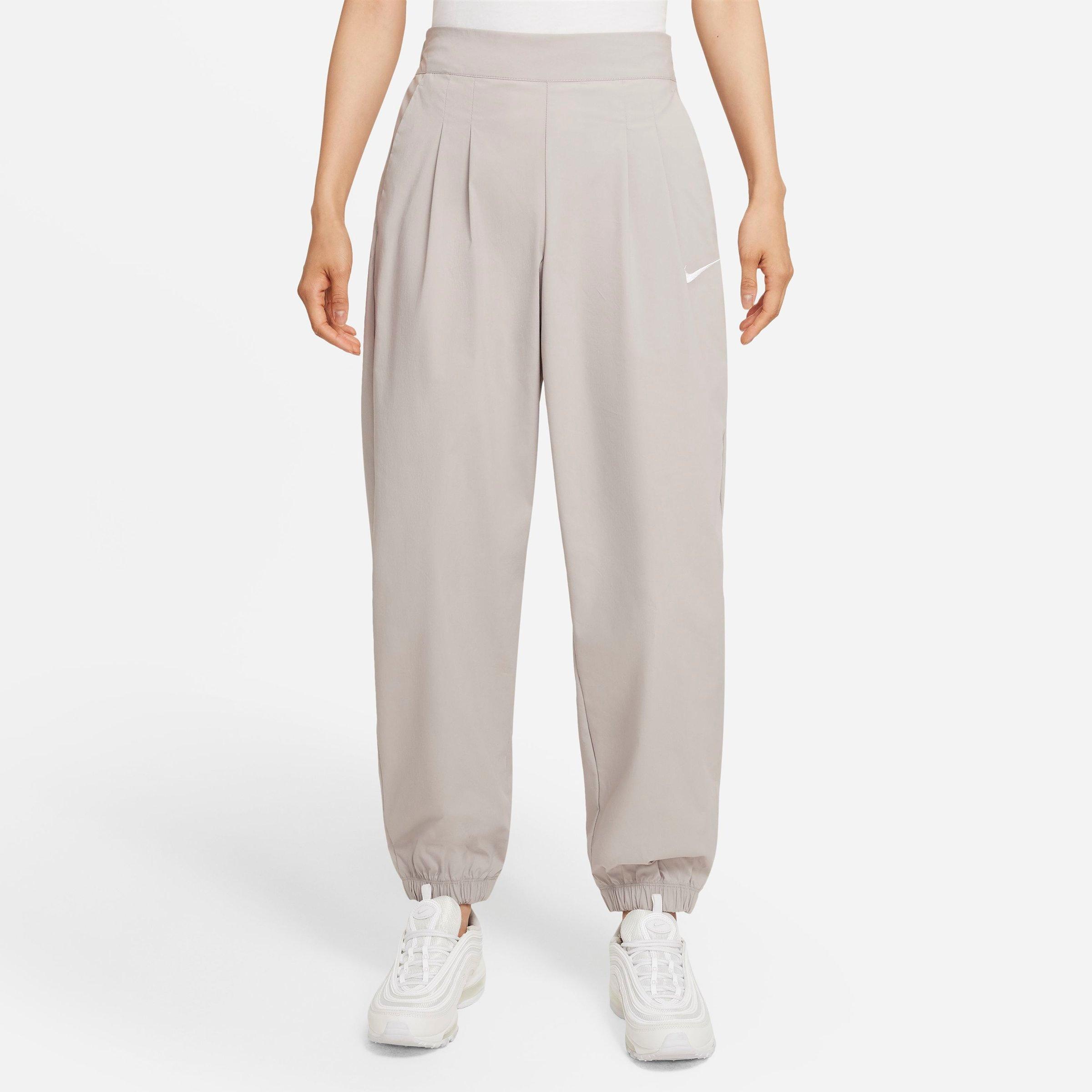 Women S Nike Sportswear Icon Clash Woven High Rise Jogger Pants Jd Sports