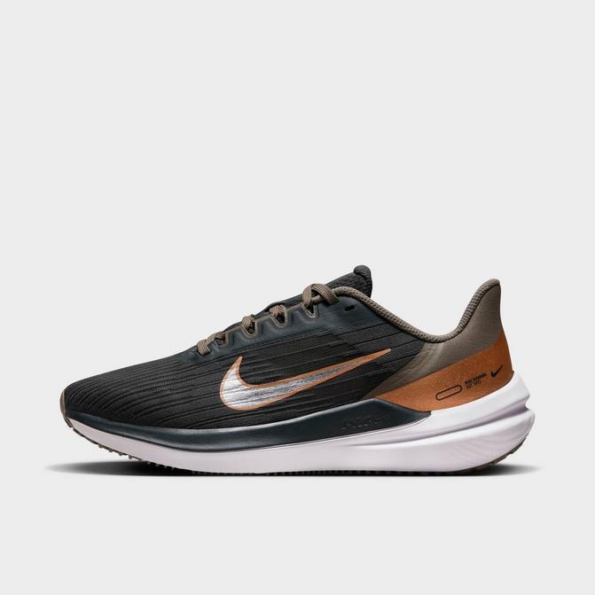 Womens nike zoom on sale winflo