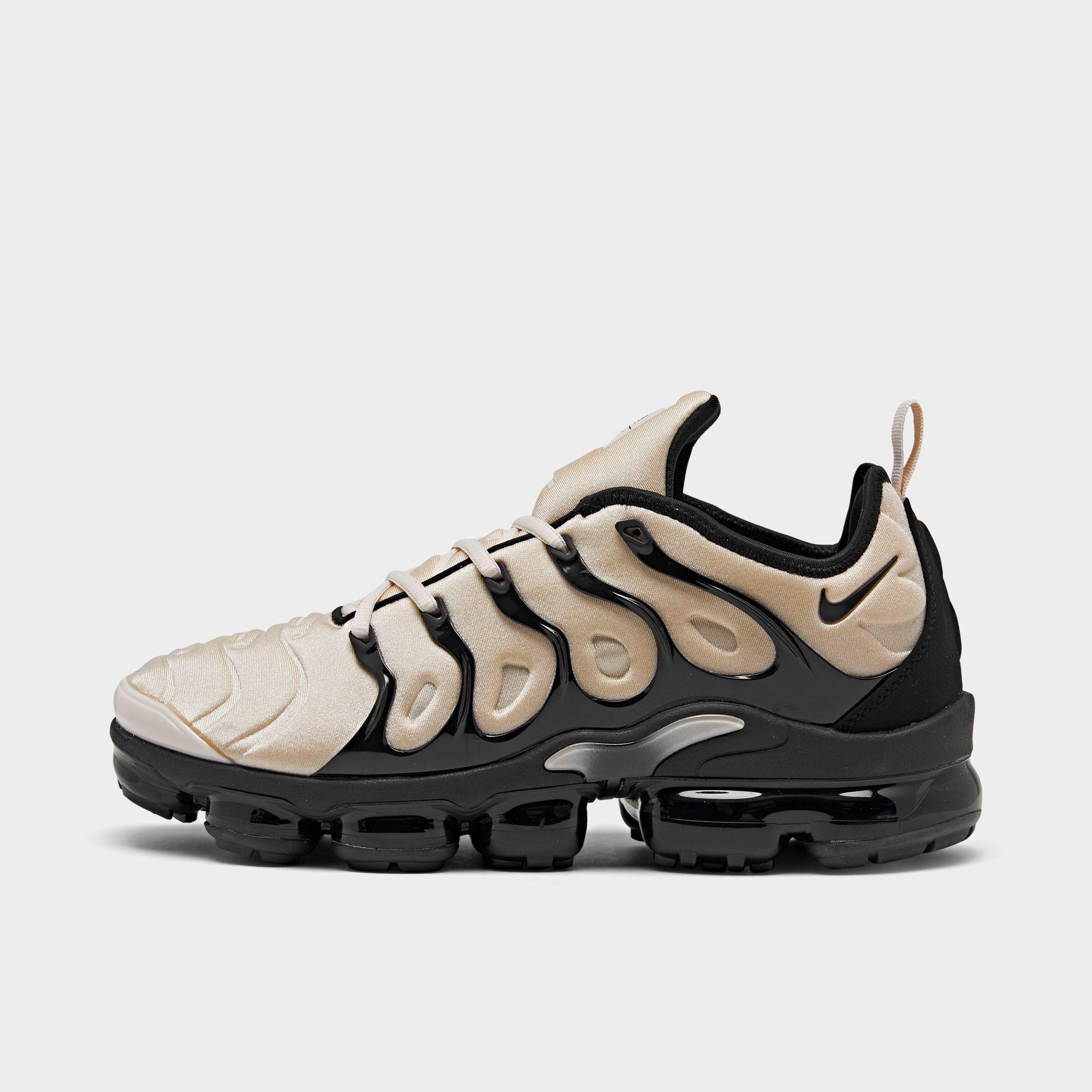 men's nike air vapormax plus running shoes