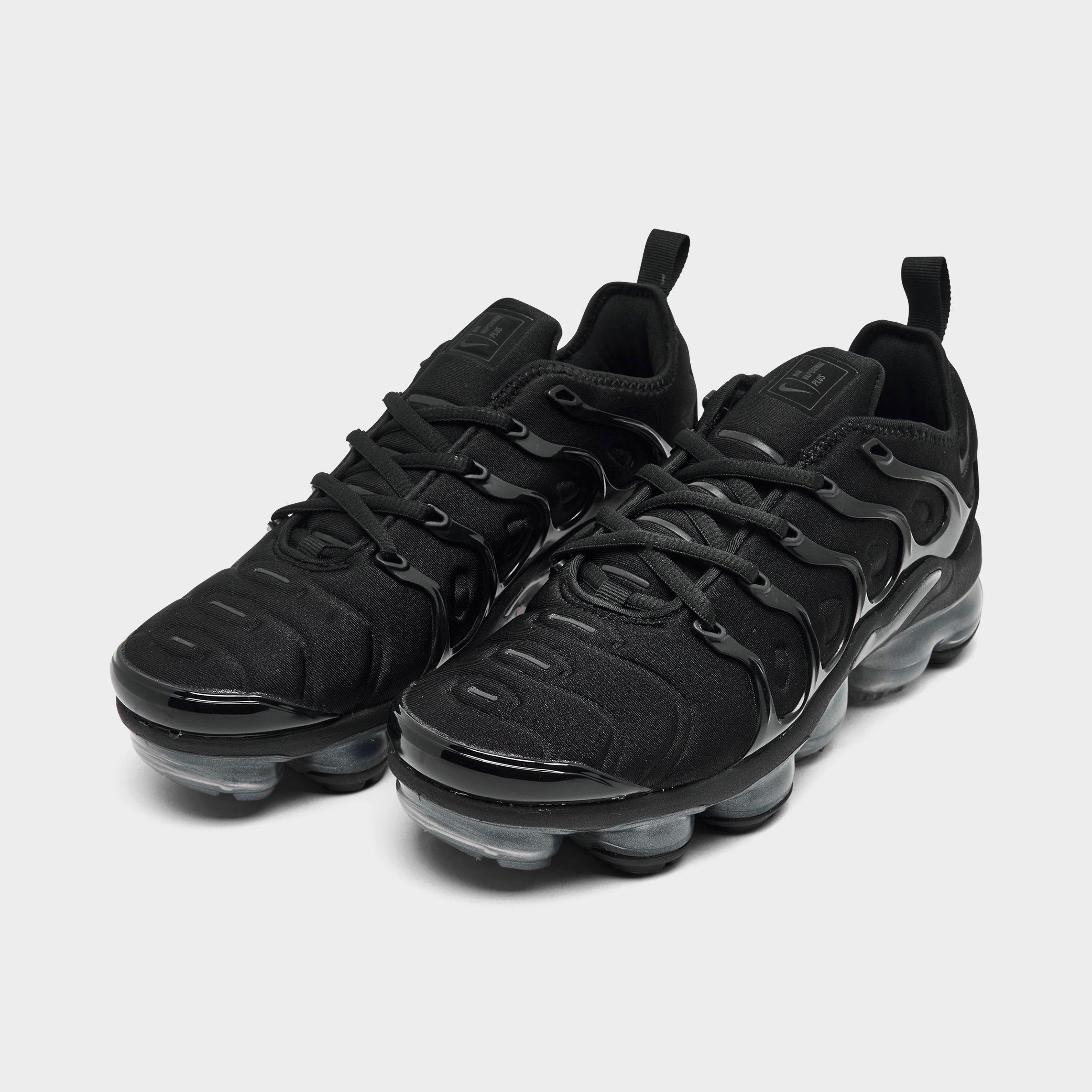 nike vapormax plus black womens