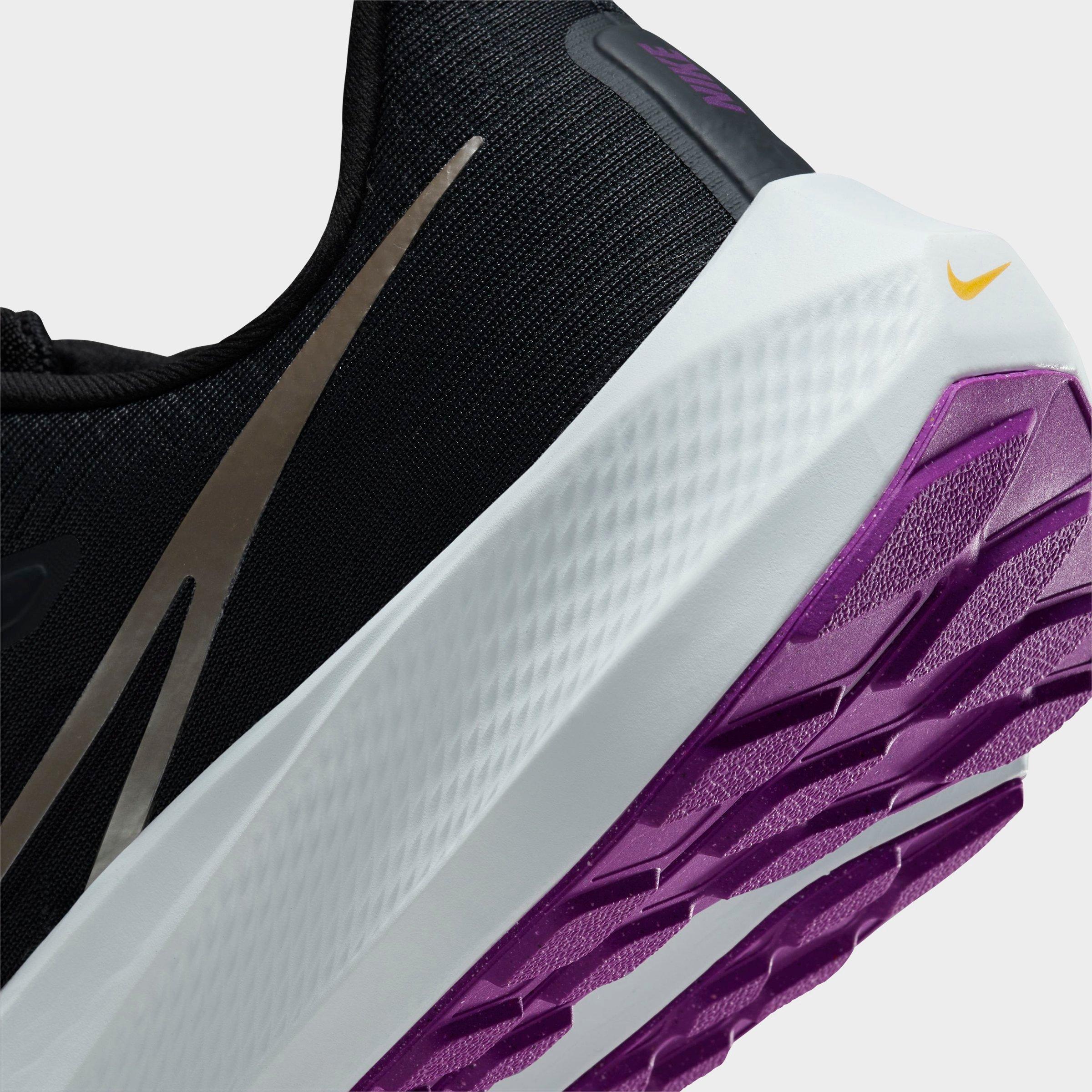 nike pegasus violet