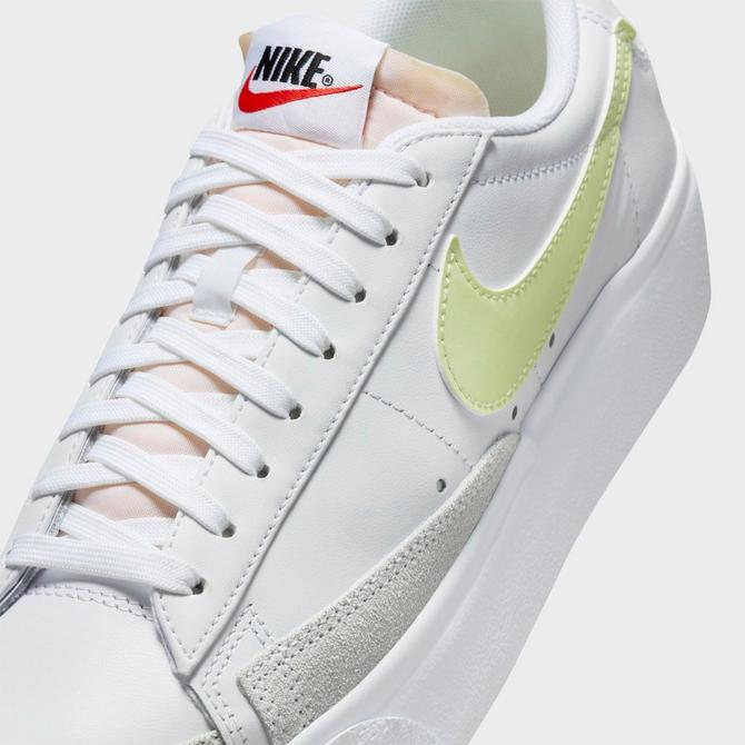 Nike white blazer low le hotsell