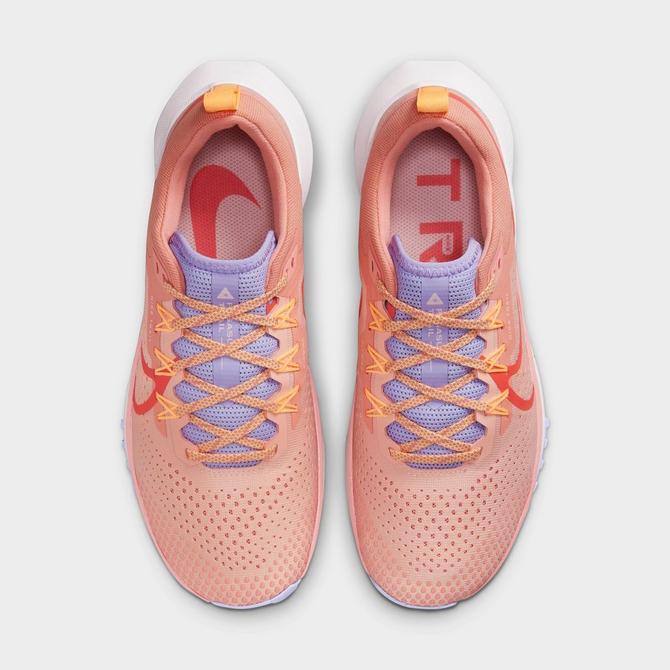 Nike react peach hotsell