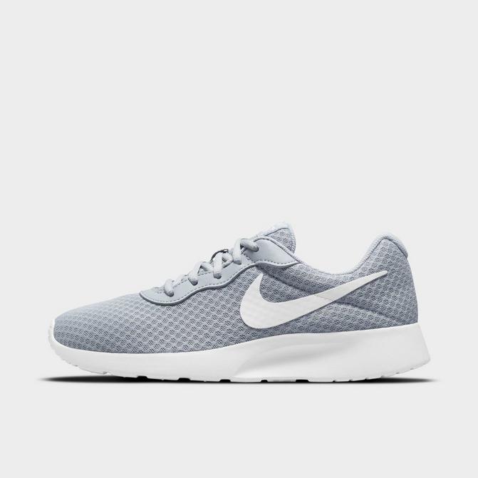 Nike tanjun slip discount resistant