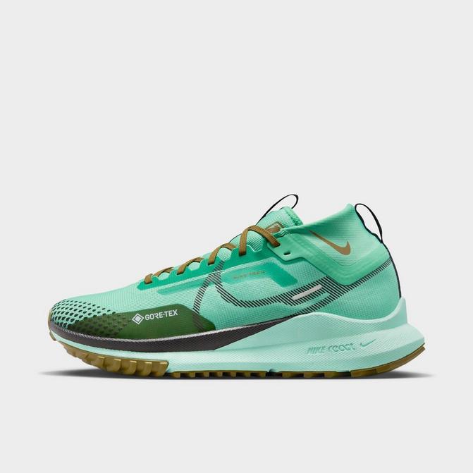 Nike seafoam green running 2024 shoes