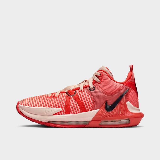 Nike LeBron Witness 7 Basketball Shoes