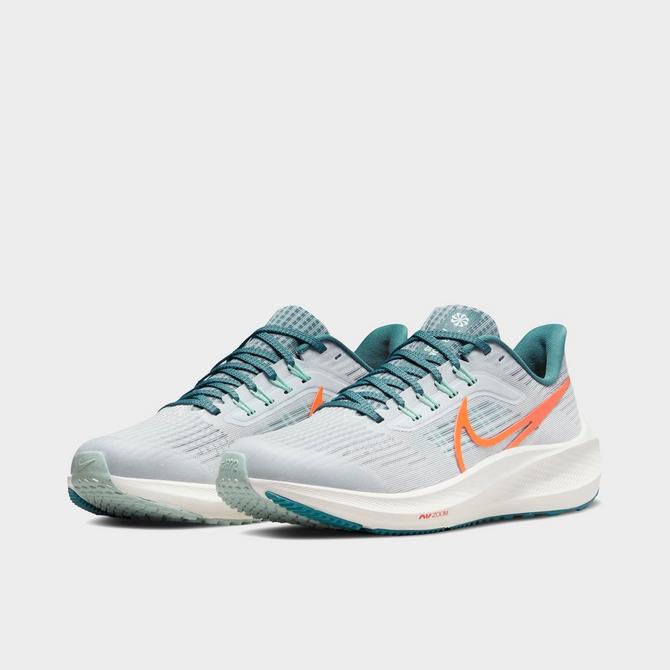 Nike pegasus for store kids