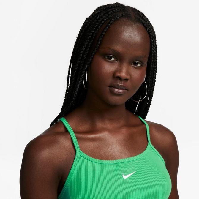 Women's dress nike outlet sportswear