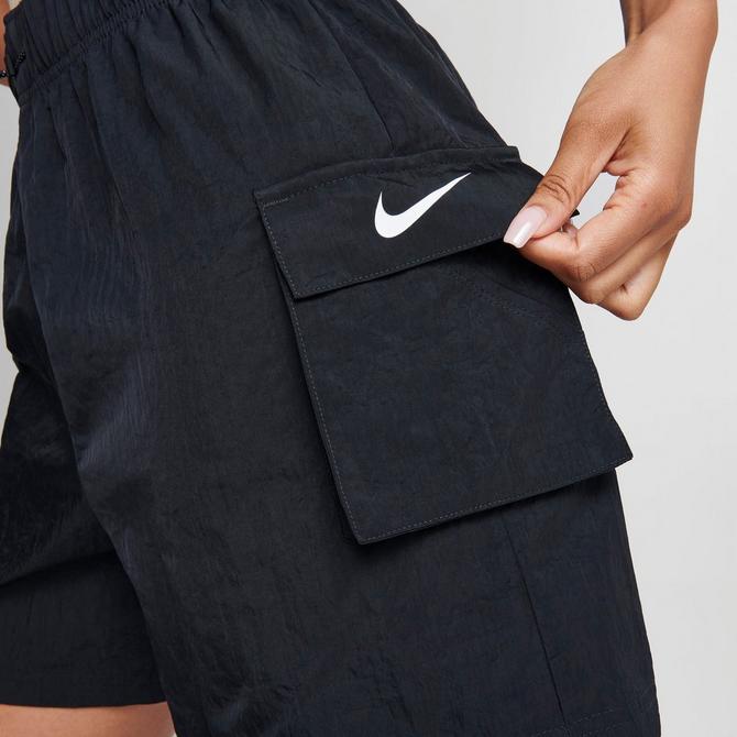 Nike Sportswear Essential Women's Woven High-Waisted Trousers