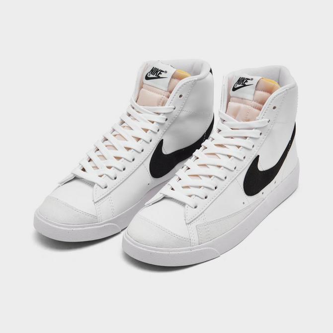 Nike Womens Blazer Mid 77 Shoes