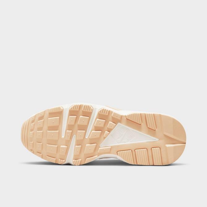 Women's 'air huarache outlet run se casual shoes