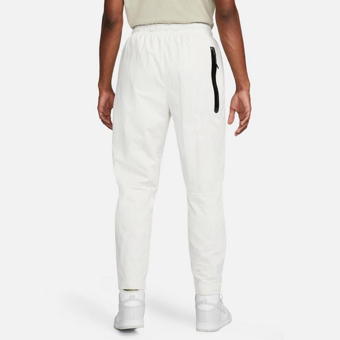 Men's Nike Sportswear Tech Essentials Lined Commuter Pants