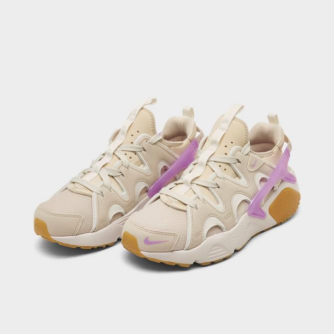 Women's nike air huarache shop city low casual shoes white