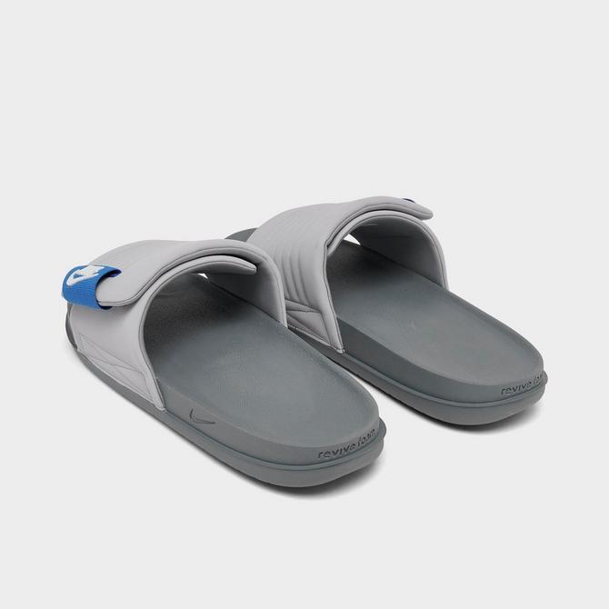 Nike Offcourt Adjust Men's Slides.