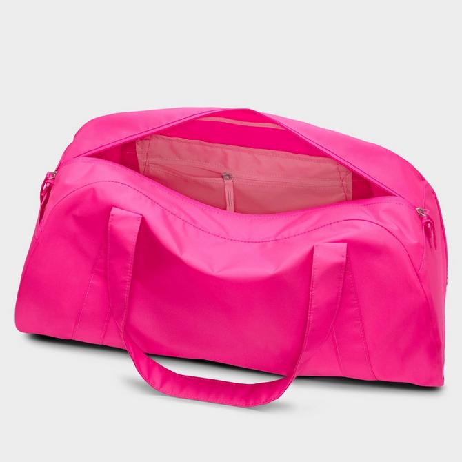 Womens nike hotsell duffle bag